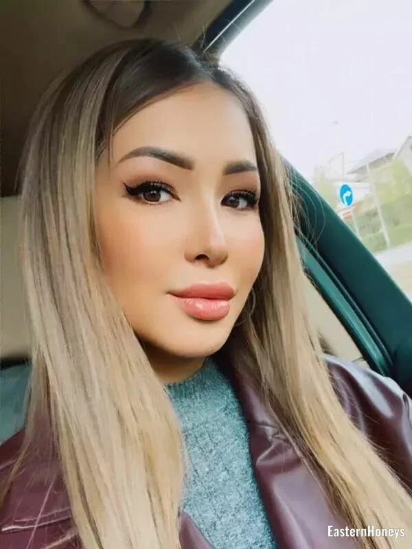 Aleksandra Profile image 2