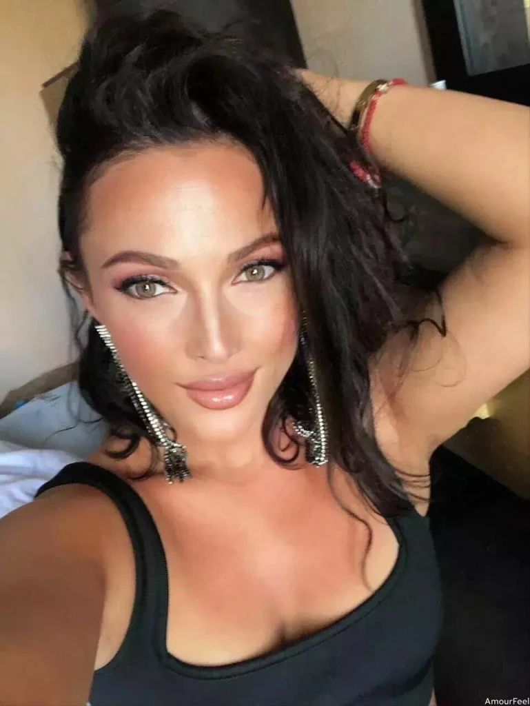 Zuzana Profile image 4