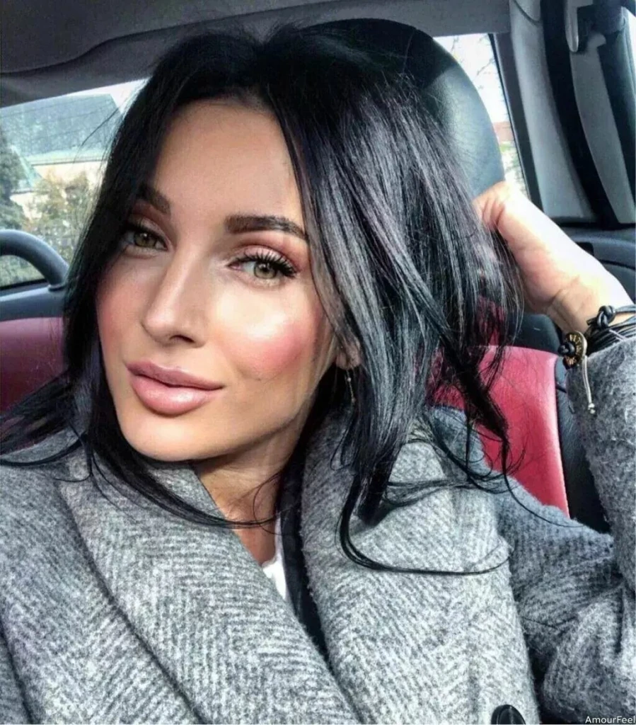 Zuzana Profile image 1