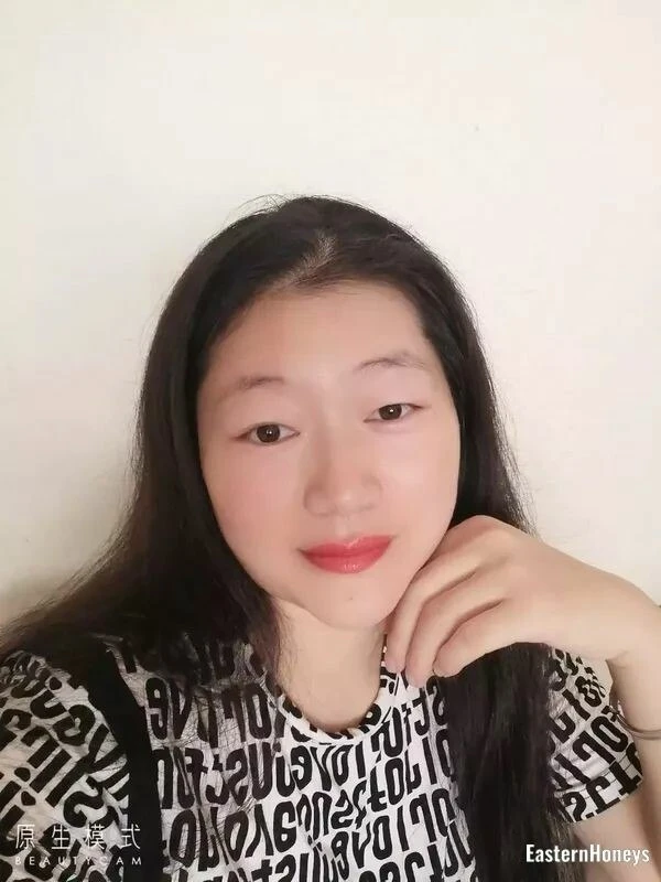 Hong Profile image 2