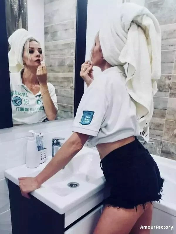 Polina Profile image 3