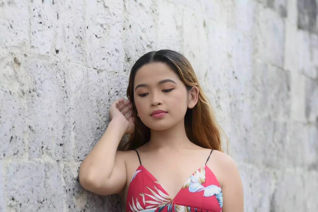 Kyle Nichole Profile image 1