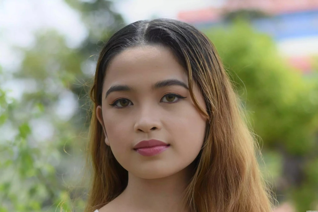Kyle Nichole Profile image 6