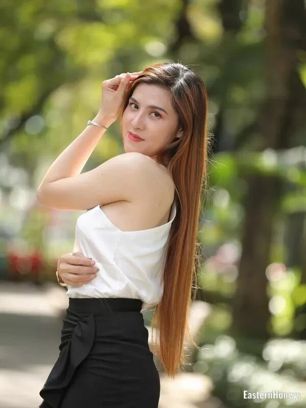 Truong Quynh Phuc Profile image 3