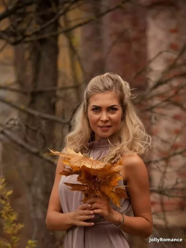 Anzhelika Profile image 4