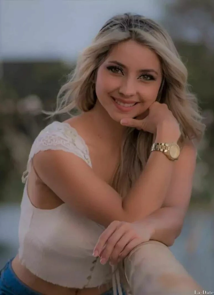 Maria Profile image 4